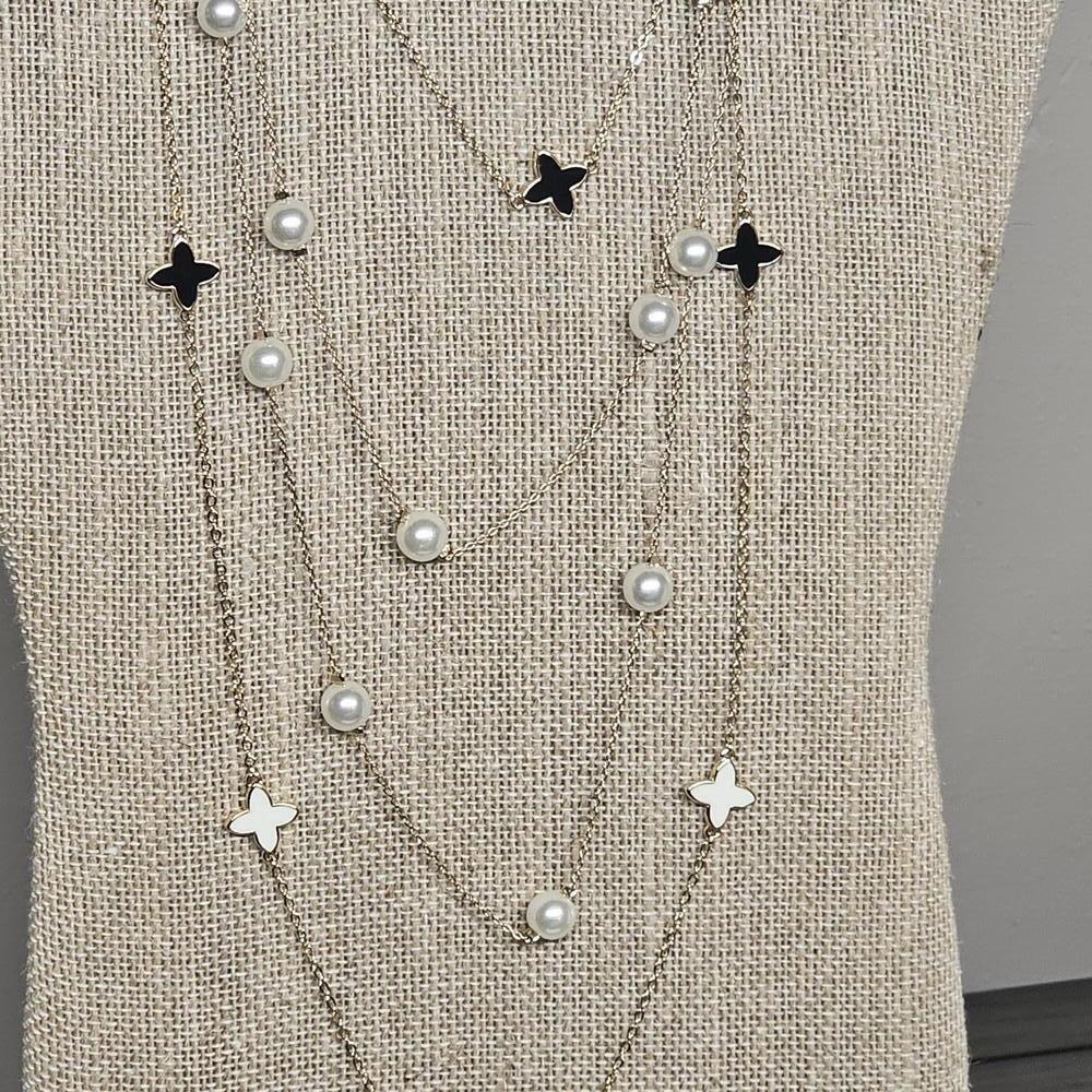 Duchess Necklace - Picture 2 of 9